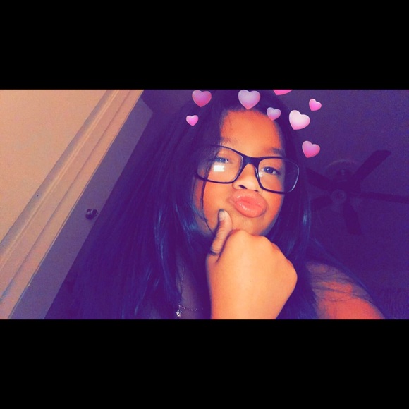 Meet your Posher, Bianca - Picture 1 of 1